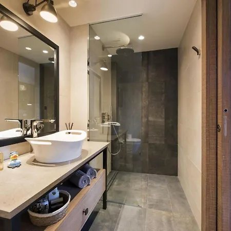 Lech Magic: Cozy Up Exclusive Mountain Chalet * Wilden